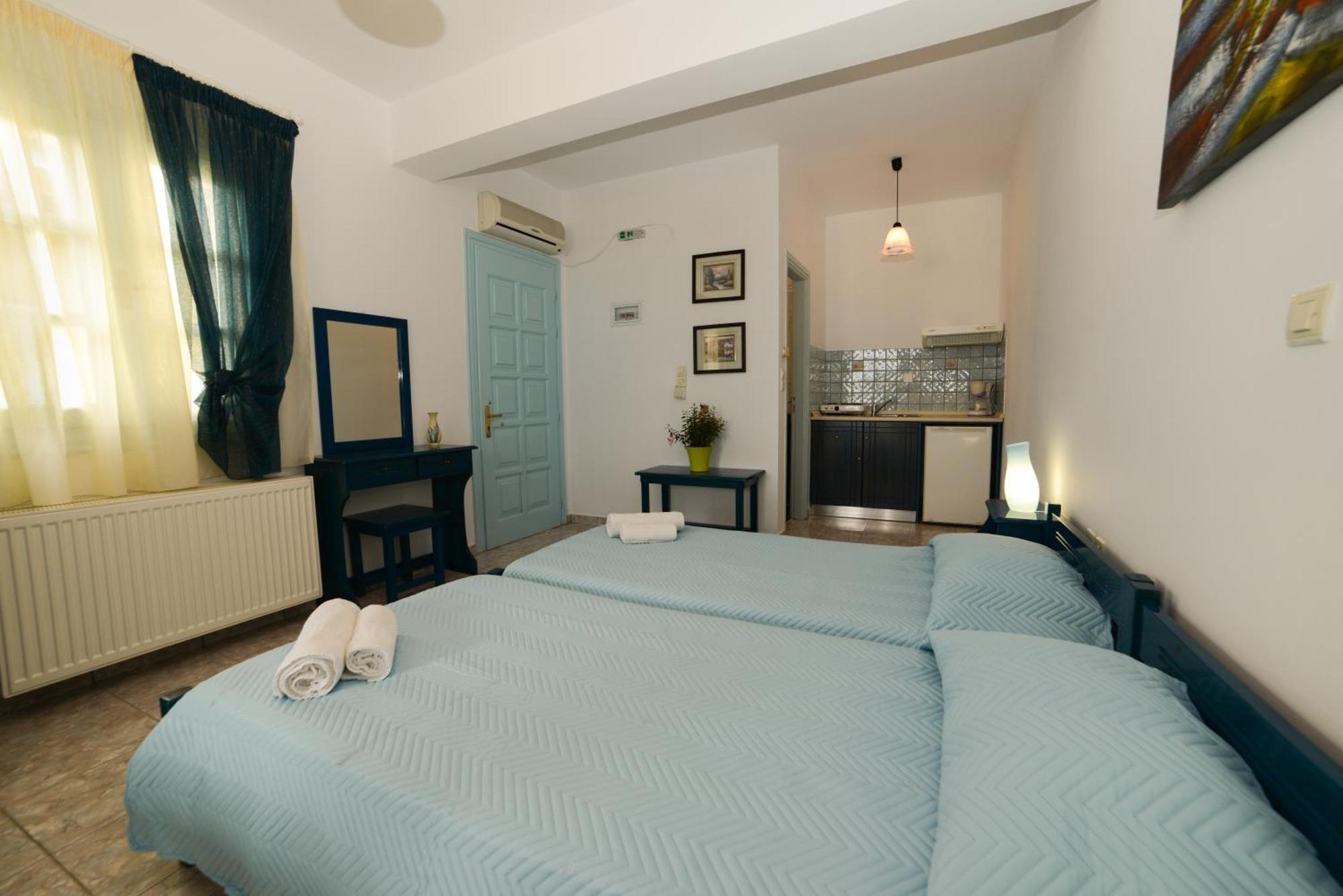 פלאטי Hotel Dina - Ξενοδοχείο Ντινα חדר תמונה