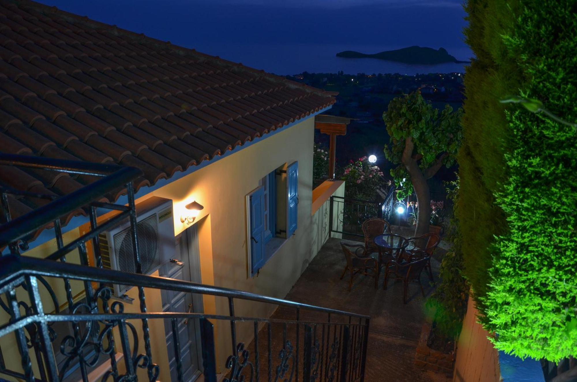 פלאטי Hotel Dina - Ξενοδοχείο Ντινα חדר תמונה