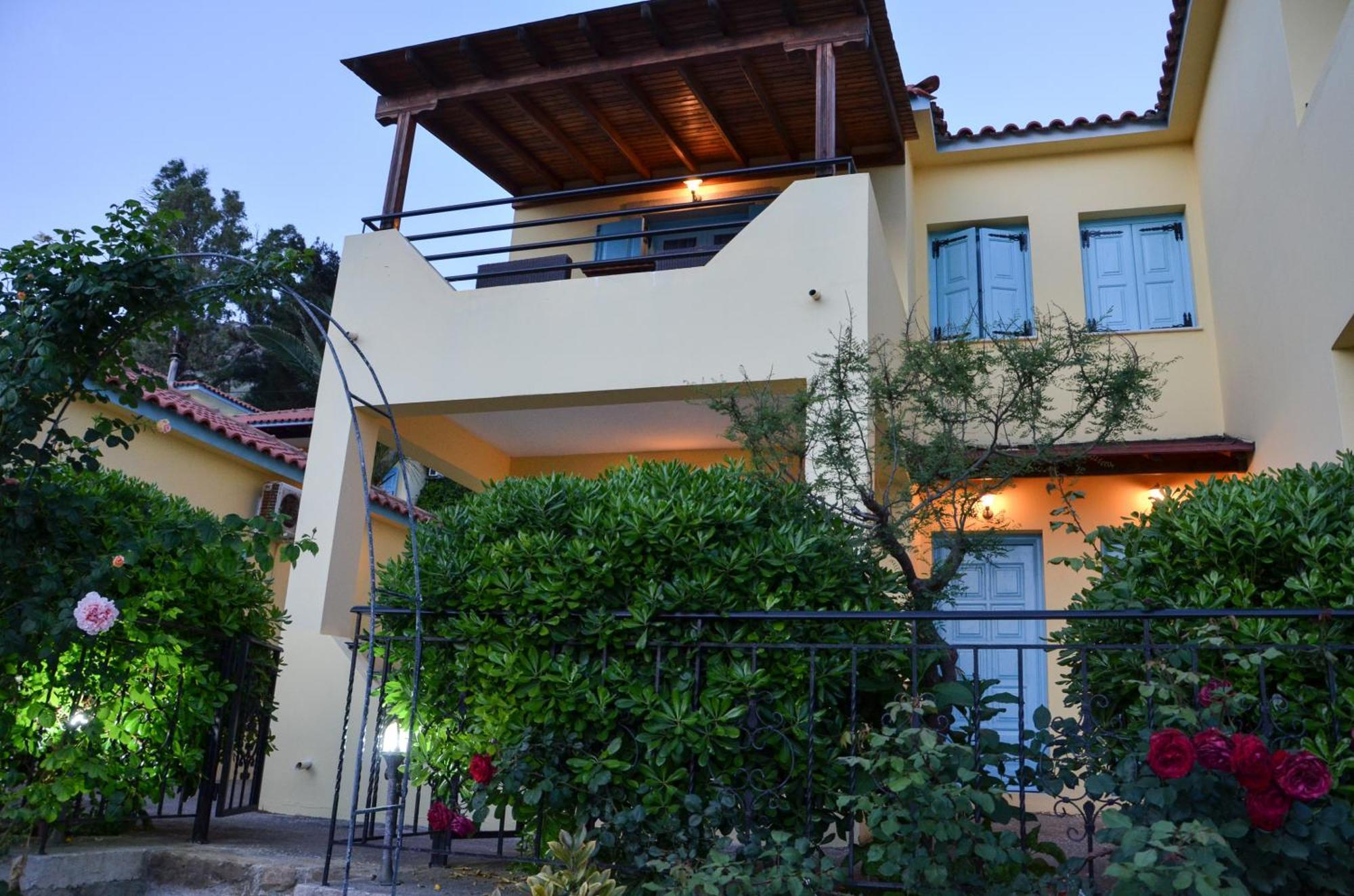 פלאטי Hotel Dina - Ξενοδοχείο Ντινα מראה חיצוני תמונה