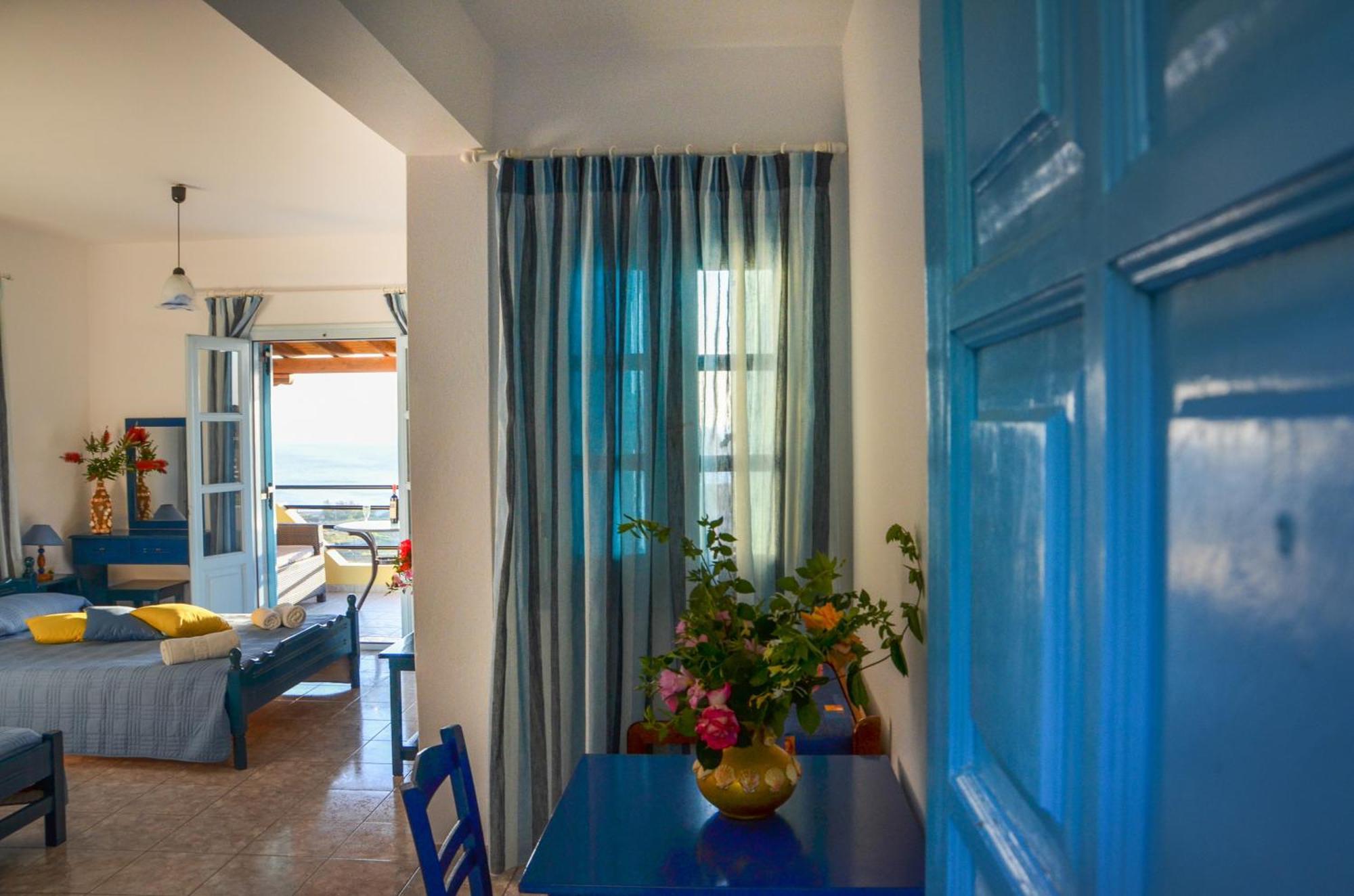 פלאטי Hotel Dina - Ξενοδοχείο Ντινα מראה חיצוני תמונה
