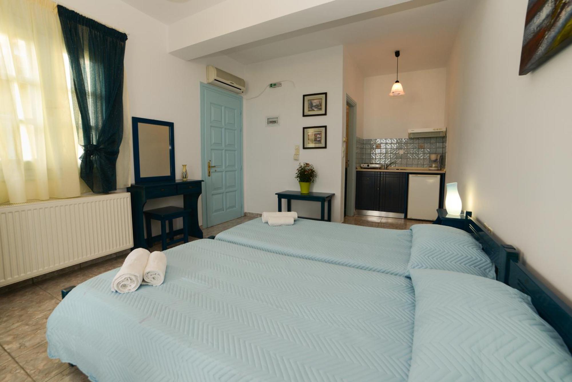 פלאטי Hotel Dina - Ξενοδοχείο Ντινα חדר תמונה