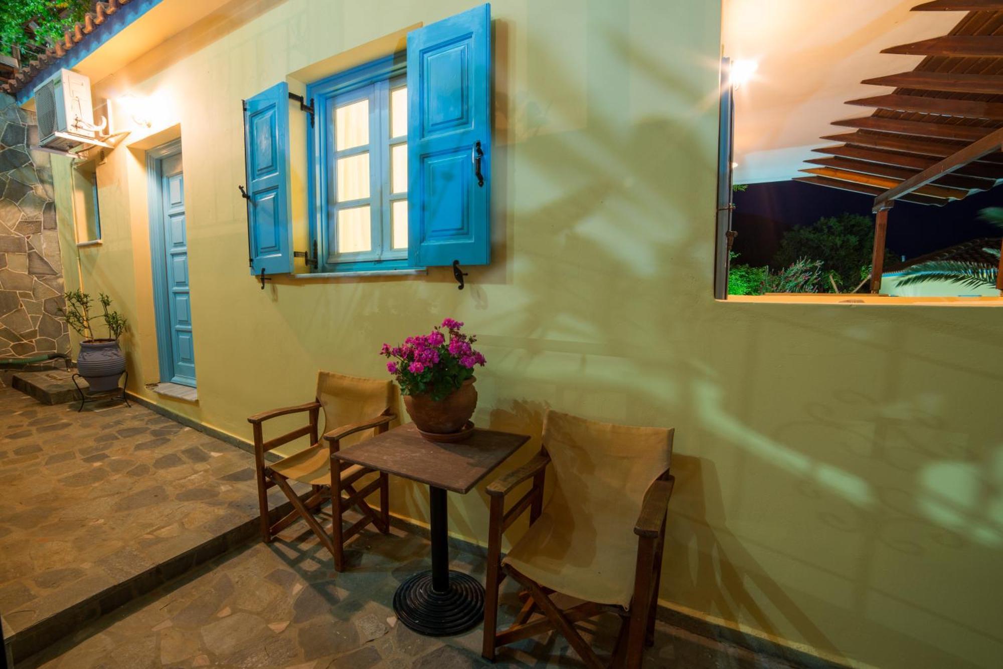 פלאטי Hotel Dina - Ξενοδοχείο Ντινα מראה חיצוני תמונה